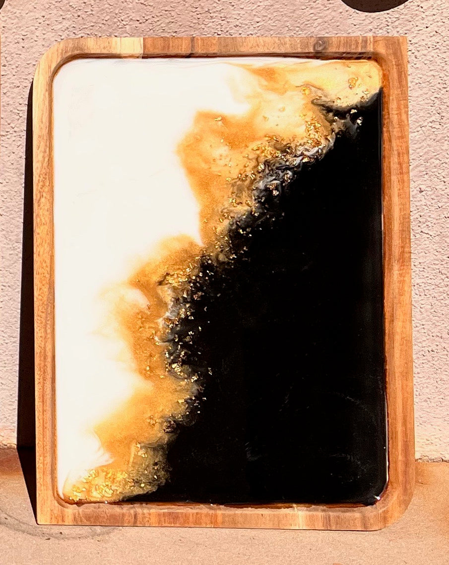 Resin Serving Tray - Gold Diagonal Flakes 8.5x11.5x.5 (SOLD)