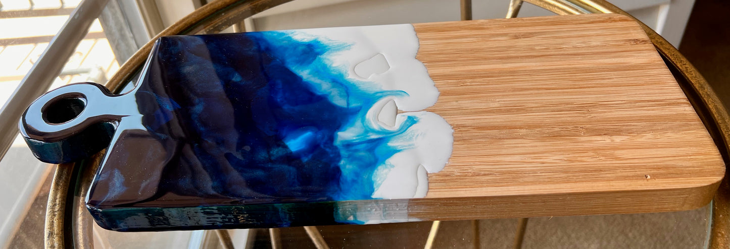 Charcuterie Board - Deep blue, light blue and white (SOLD)
