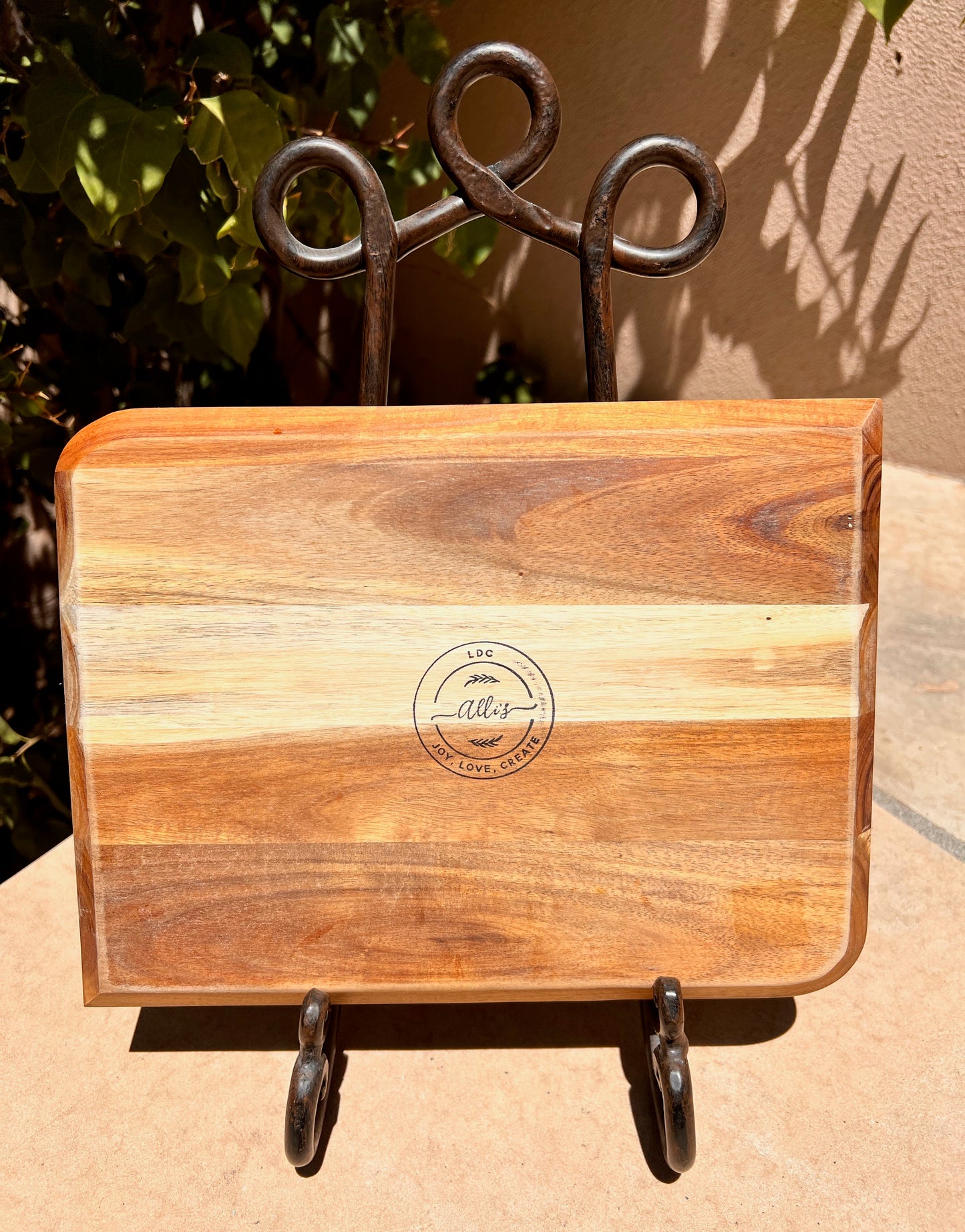 Resin Serving Tray - Gold Diagonal Flakes 8.5x11.5x.5 (SOLD)